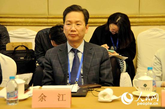 �������Z��W(xu��)��У�L �཭������ȔzӰ��