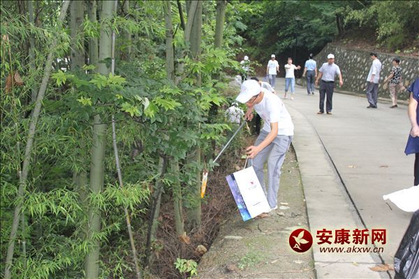 ��ʰ��ɫ��������������h(hu��n)��  �� ����  �z��.JPG