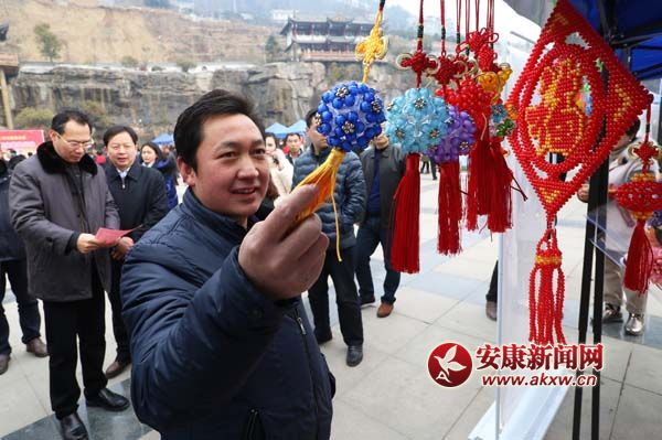 22܊ڍ޿h͘I(y)(chung)I(y)“L(fng)Є(dng)”Ƹ(hu)F(xin)^pһֹˇƷ˾Įa(chn)Ʒ z.jpg