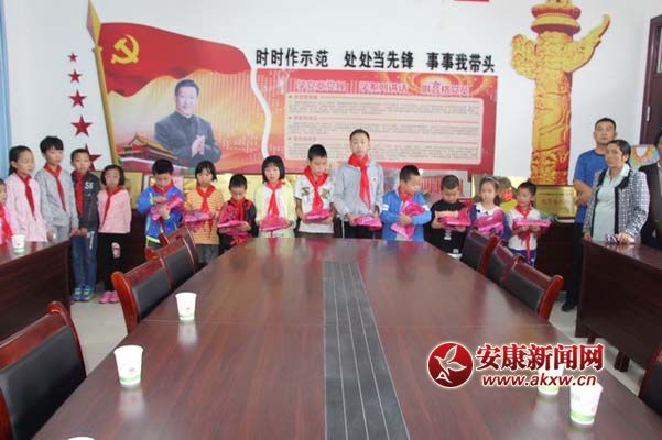 ��ٛ(z��ng)�W(xu��)����Ӱ ����ƽ�z.jpg