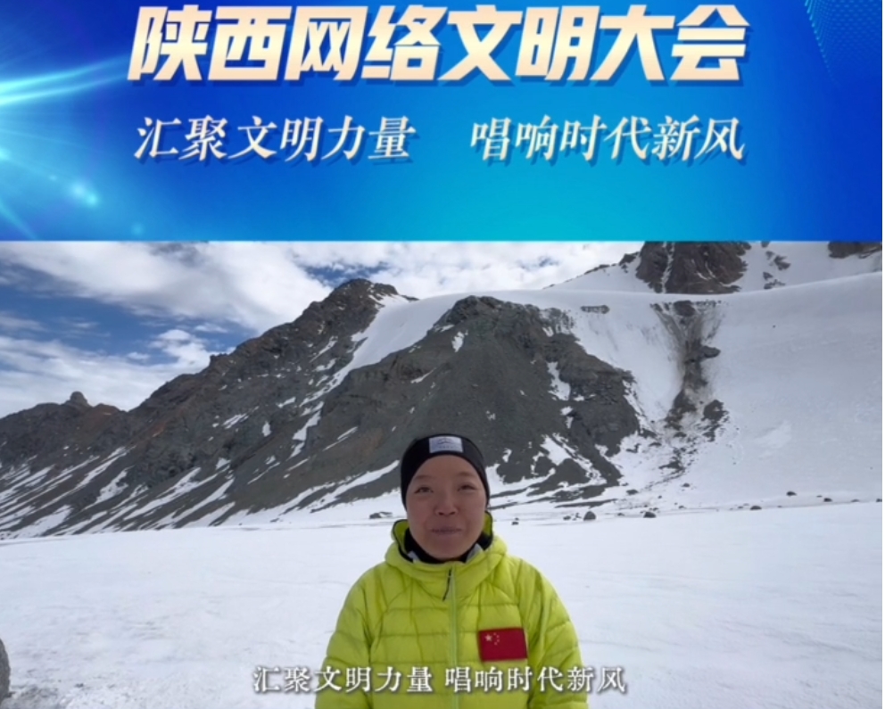 R 푕rL | oW(wng)j(lu)º